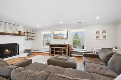 13 Forest View Dr, Washington Township, NJ 07853 - Photo 12