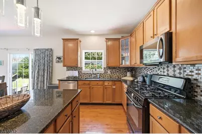 654 Skyline Dr, Jefferson Township, NJ 07849 - Photo 16