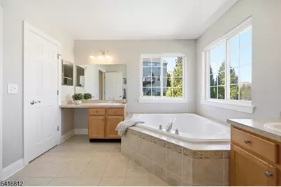 654 Skyline Dr, Jefferson Township, NJ 07849 - Photo 32