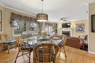 7 Valen Ct, Franklin Lakes, NJ 07417 - Photo 8