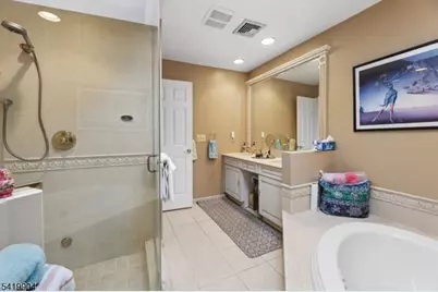 7 Valen Ct, Franklin Lakes, NJ 07417 - Photo 22