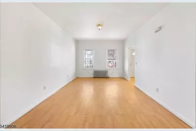 838 Rebecca Pl, Elizabeth, NJ 07201 - Photo 12