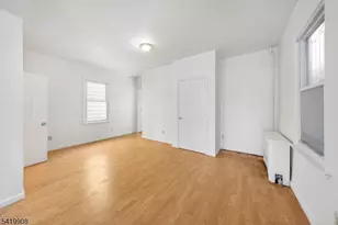 838 Rebecca Pl, Elizabeth, NJ 07201 - Photo 4