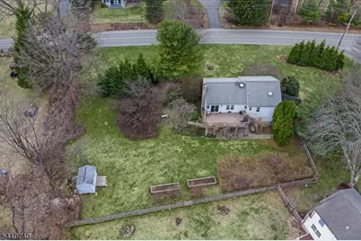 33 Pinkneyville Rd, Sparta Township, NJ 07871 - Photo 32