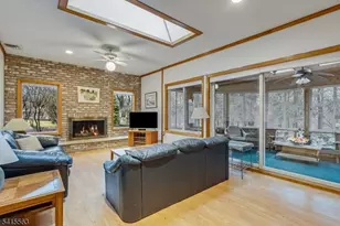 11 Wood Dr, Parsippany, NJ 07950 - Photo 6