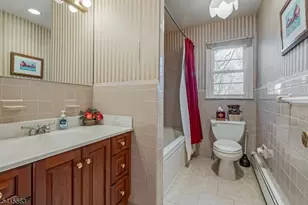 11 Wood Dr, Parsippany, NJ 07950 - Photo 22