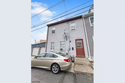 33 Cedar Aly, Phillipsburg, NJ 08865 - Photo 2