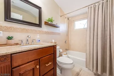 219 Linden Rd, Wayne, NJ 07470 - Photo 18