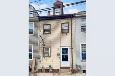 37 Cedar Aly, Phillipsburg, NJ 08865 - Photo 2