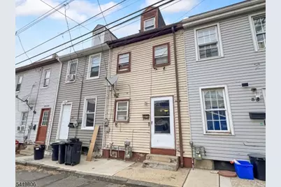 37 Cedar Aly, Phillipsburg, NJ 08865 - Photo 1