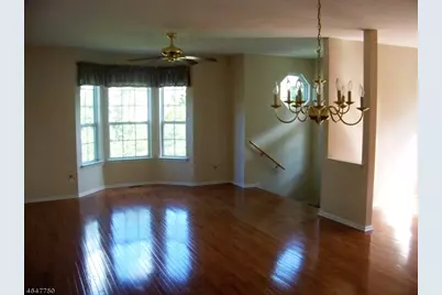 27 Briar Ln, Raritan Township, NJ 08822 - Photo 8