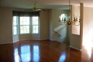 27 Briar Ln, Raritan Township, NJ 08822 - Photo 8