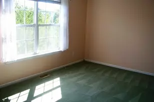 27 Briar Ln, Raritan Township, NJ 08822 - Photo 20