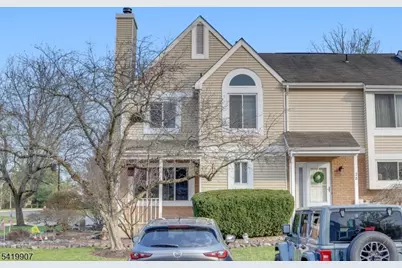 26 Whitehall Ct, Hillsborough Township, NJ 08844 - Photo 2