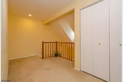 262 Abbey Dr, Franklin Township, NJ 08873 - Photo 16