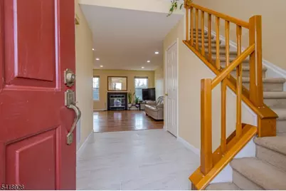 262 Abbey Dr, Franklin Township, NJ 08873 - Photo 2