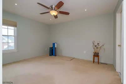 262 Abbey Dr, Franklin Township, NJ 08873 - Photo 22