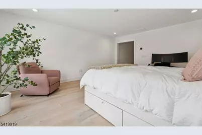 27 Brambling Road Carriages, Berkeley Heights Township, NJ 07922 - Photo 24