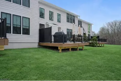 27 Brambling Road Carriages, Berkeley Heights Township, NJ 07922 - Photo 2