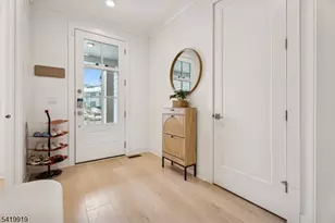 27 Brambling Road Carriages, Berkeley Heights Township, NJ 07922 - Photo 4