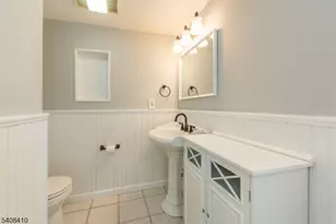 9 Robert Dr, East Hanover Township, NJ 07936 - Photo 16