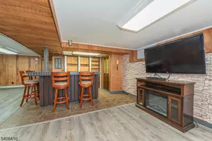 9 Robert Dr, East Hanover Township, NJ 07936 - Photo 18