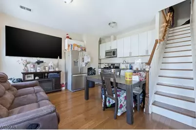 314 7th Ave W, Newark, NJ 07107 - Photo 18