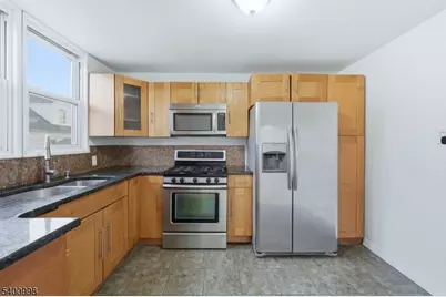 71 Newark Ave, Belleville, NJ 07109 - Photo 10