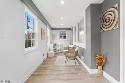 886-888 Degraw Ave, Newark, NJ 07104 - Photo 6