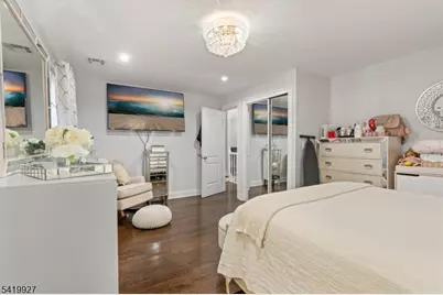 886-888 Degraw Ave, Newark, NJ 07104 - Photo 16