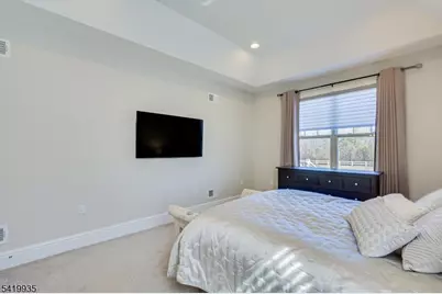 27 Potter Rd, Hillsborough Township, NJ 08844 - Photo 32