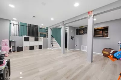 5 Epping Dr, Kenilworth, NJ 07033 - Photo 30