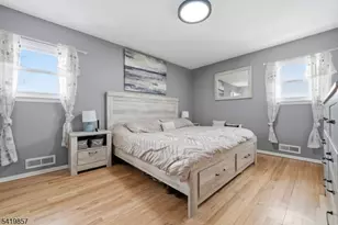 5 Epping Dr, Kenilworth, NJ 07033 - Photo 18