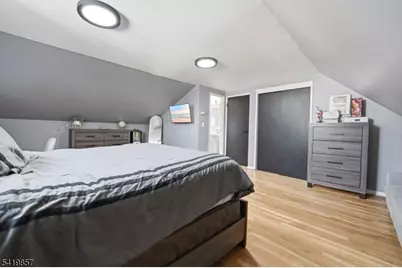 5 Epping Dr, Kenilworth, NJ 07033 - Photo 22