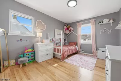 5 Epping Dr, Kenilworth, NJ 07033 - Photo 16