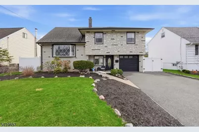 5 Epping Dr, Kenilworth, NJ 07033 - Photo 2