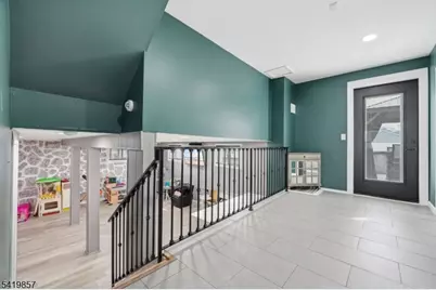 5 Epping Dr, Kenilworth, NJ 07033 - Photo 14