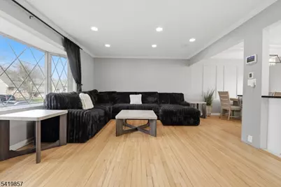 5 Epping Dr, Kenilworth, NJ 07033 - Photo 6