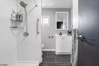 5 Epping Dr, Kenilworth, NJ 07033 - Photo 26