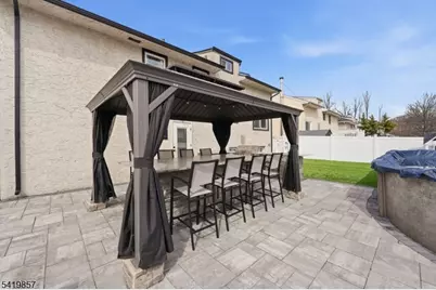 5 Epping Dr, Kenilworth, NJ 07033 - Photo 32