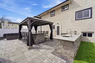 5 Epping Dr, Kenilworth, NJ 07033 - Photo 34