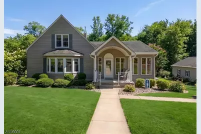 5 Leiv Eirikson Ave, Franklin Township, NJ 08540 - Photo 4