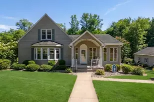 5 Leiv Eirikson Ave, Franklin Township, NJ 08540 - Photo 4