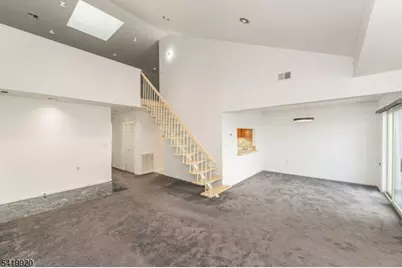 69 Amethyst Lane, Paterson, NJ 07501 - Photo 2