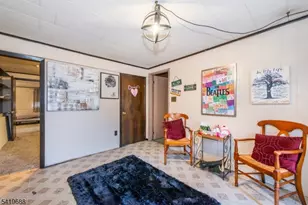 127 Horseneck Rd, Fairfield, NJ 07004 - Photo 22