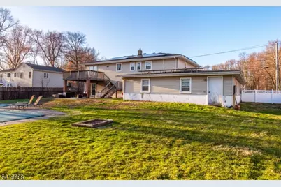 127 Horseneck Rd, Fairfield, NJ 07004 - Photo 30