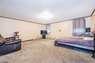 127 Horseneck Rd, Fairfield, NJ 07004 - Photo 24