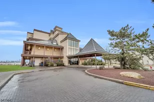 101 Shearwater Ct, Jersey City, NJ 07305 - Photo 1