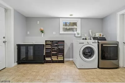 320 Beaufort Ave, Livingston, NJ 07039 - Photo 24