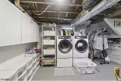 77 Scrivens St, Totowa, NJ 07512 - Photo 24